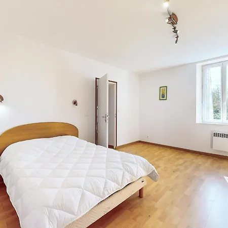 Spacieuse Maison En Perigord بيت للعطل لو بوج